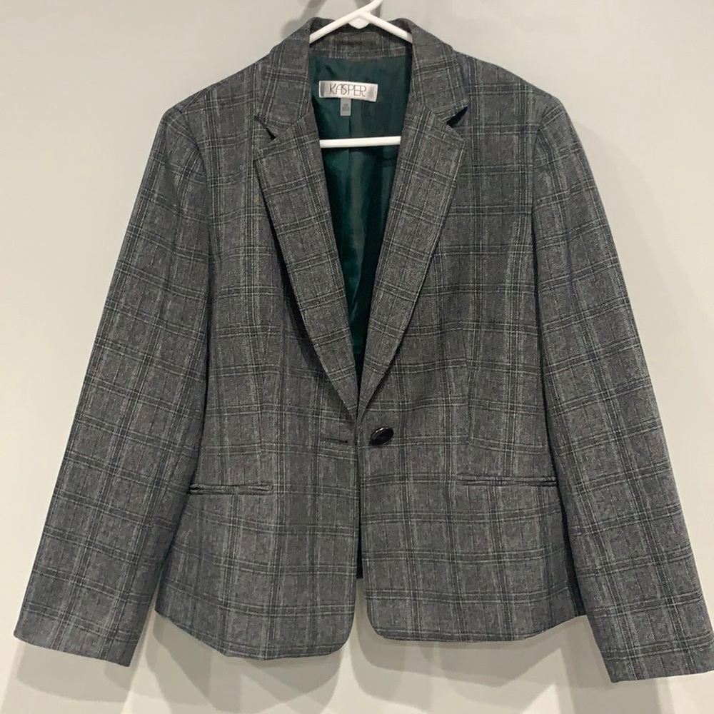 Kasper suit jacket 14P grey plaid.